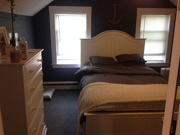 5th image of 23 Annandale Rd APT 2