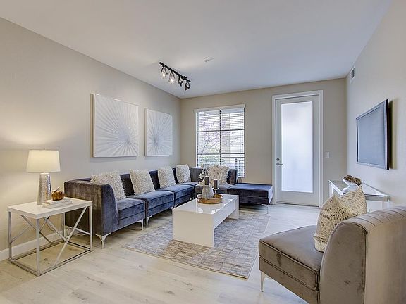 5th image of 800 N 8th St Unit 224