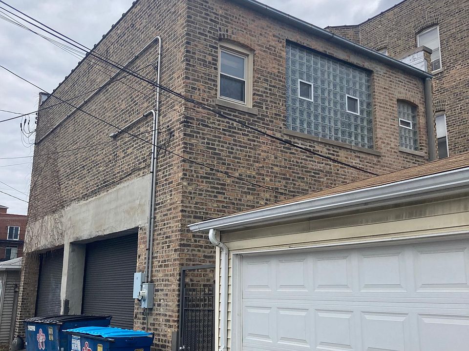 1st image of 1923 W Belle Plaine Ave APT Rb