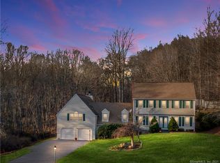 19 Chittenden Hill Rd, Clinton, CT 06413