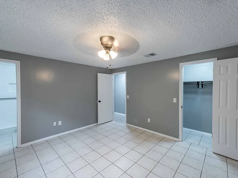2586 Spring Lake Rd W — Photo 19