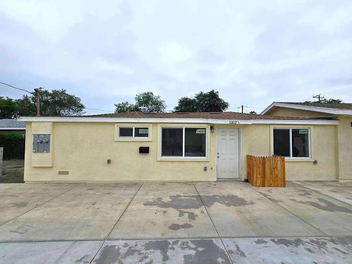 Photo 1 of 14 - 10812 E Klingerman St #1/4 - South El Monte, CA Primary Photo - 10812 E Klingerman St #1/4