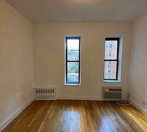 4th image of 534 E 83rd St APT 3D