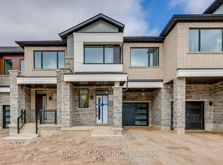 3115 John McKay Blvd, Oakville, ON L6H 3X1