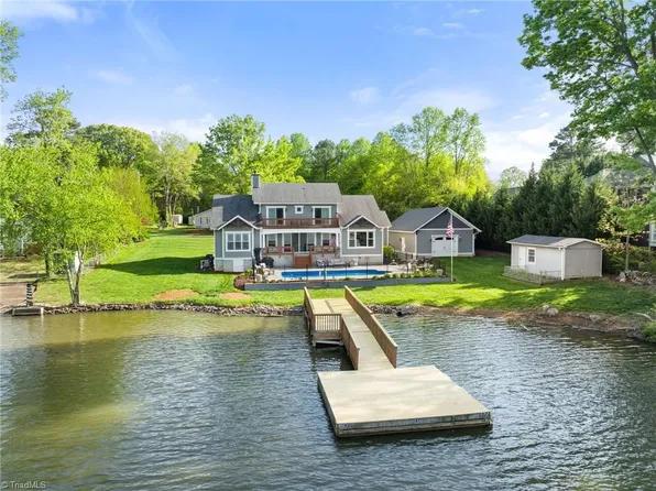 1786 Riverview Rd, Lexington, NC 27292