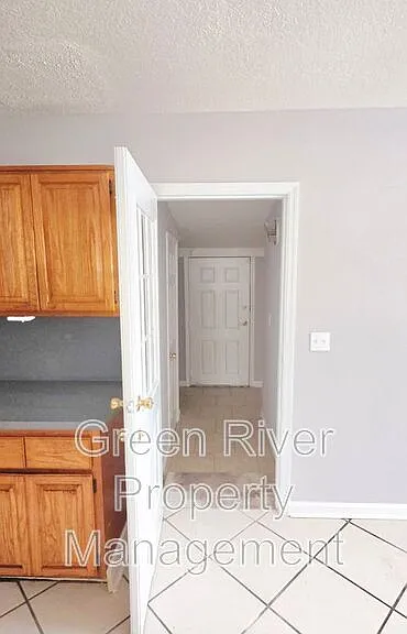 8910 Adams Ave — Photo 8