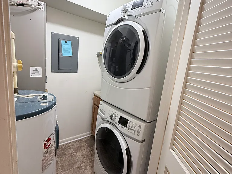 Laundry off hall
