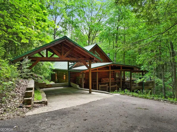 189 Cherry Lake Dr #3, Blue Ridge, GA 30513