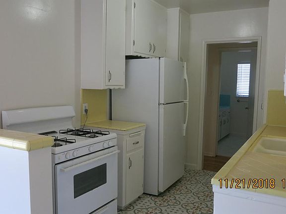 5th image of 3037 E 4th St APT 3