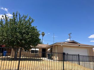 921 Las Amigas Dr, Barstow, CA 92311