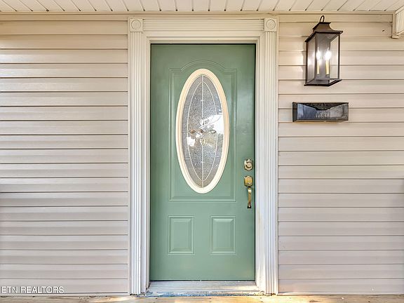 2nd image of 1108 Huffland Dr