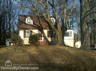4004 Woodland Rd, Annandale, VA 22003