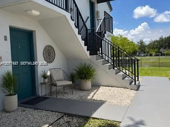 7235 NW 179th St APT 101, Hialeah, FL 33015