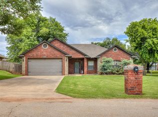417 S Harrison Ave, Blanchard, OK 73010