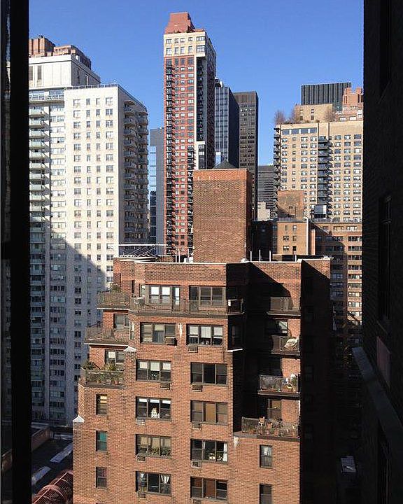 1st image of 5 Tudor City Pl APT 1515