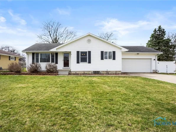 717 Nickel St, Fremont, OH 43420