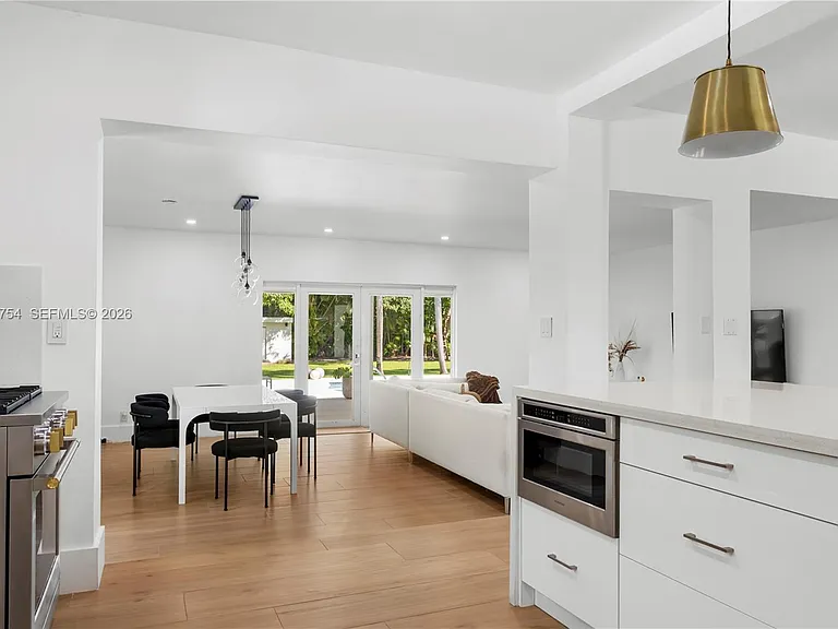 7825 SW 72nd Ave — Photo 13