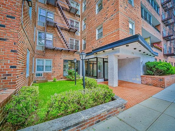 2nd image of 2711 Avenue X APT 4A