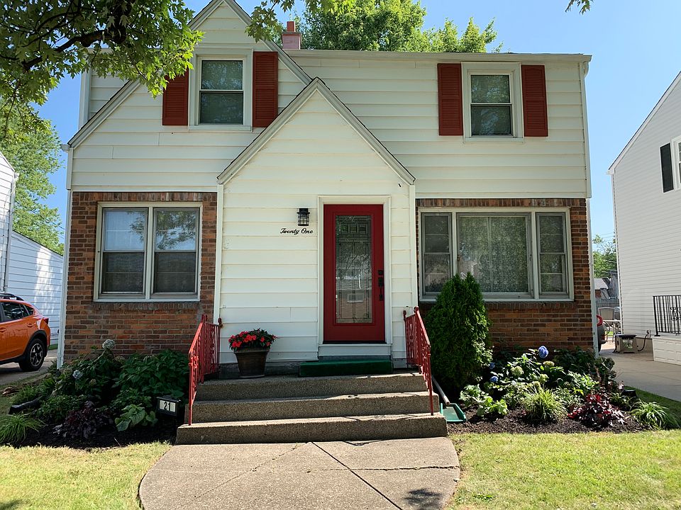 2nd image of 21 Twyla Pl