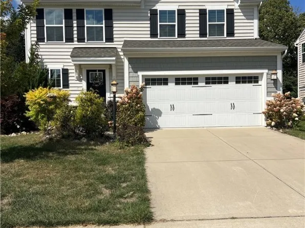 2881 Ridge View Ct, Xenia, OH 45385