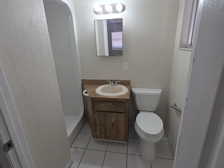 105 Palmetto Ave #11 — Photo 6