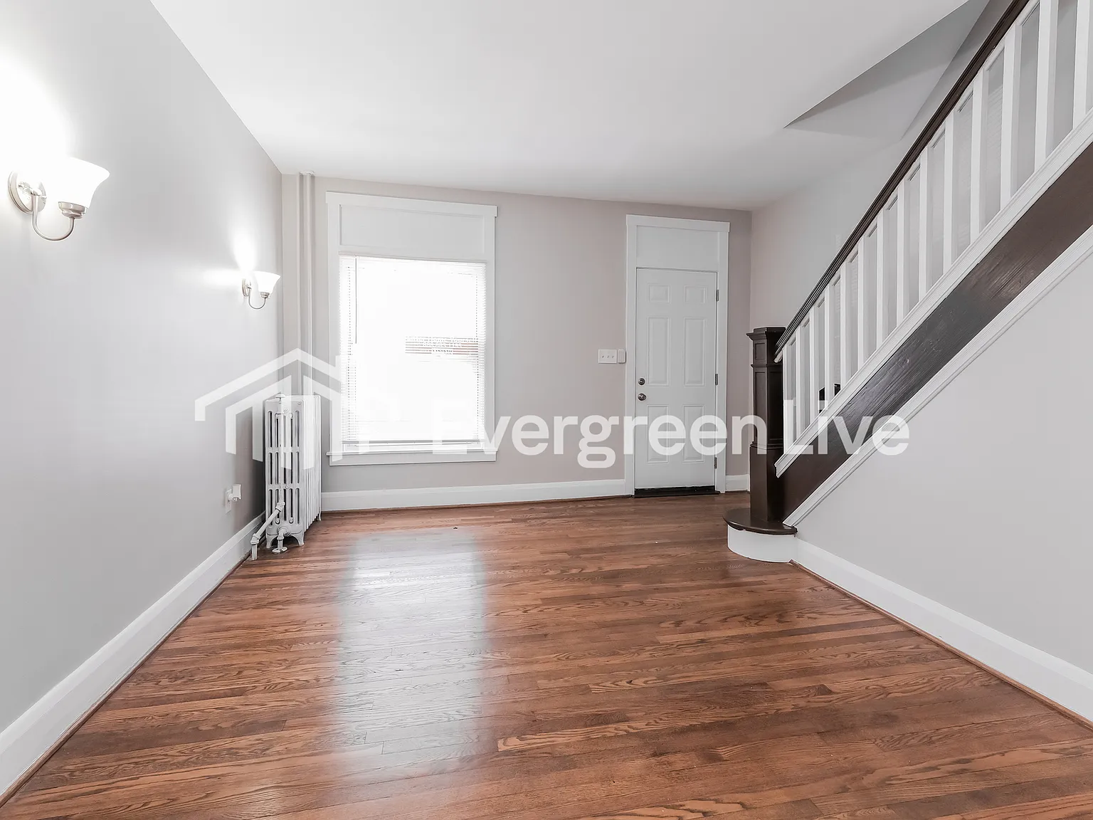 3 bed, 2.0 bath, 1204 sqft, $1,395 — Photo 3