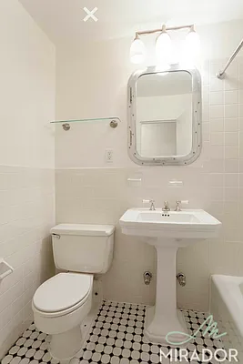 Rented by Mirador Real Estate | media 9