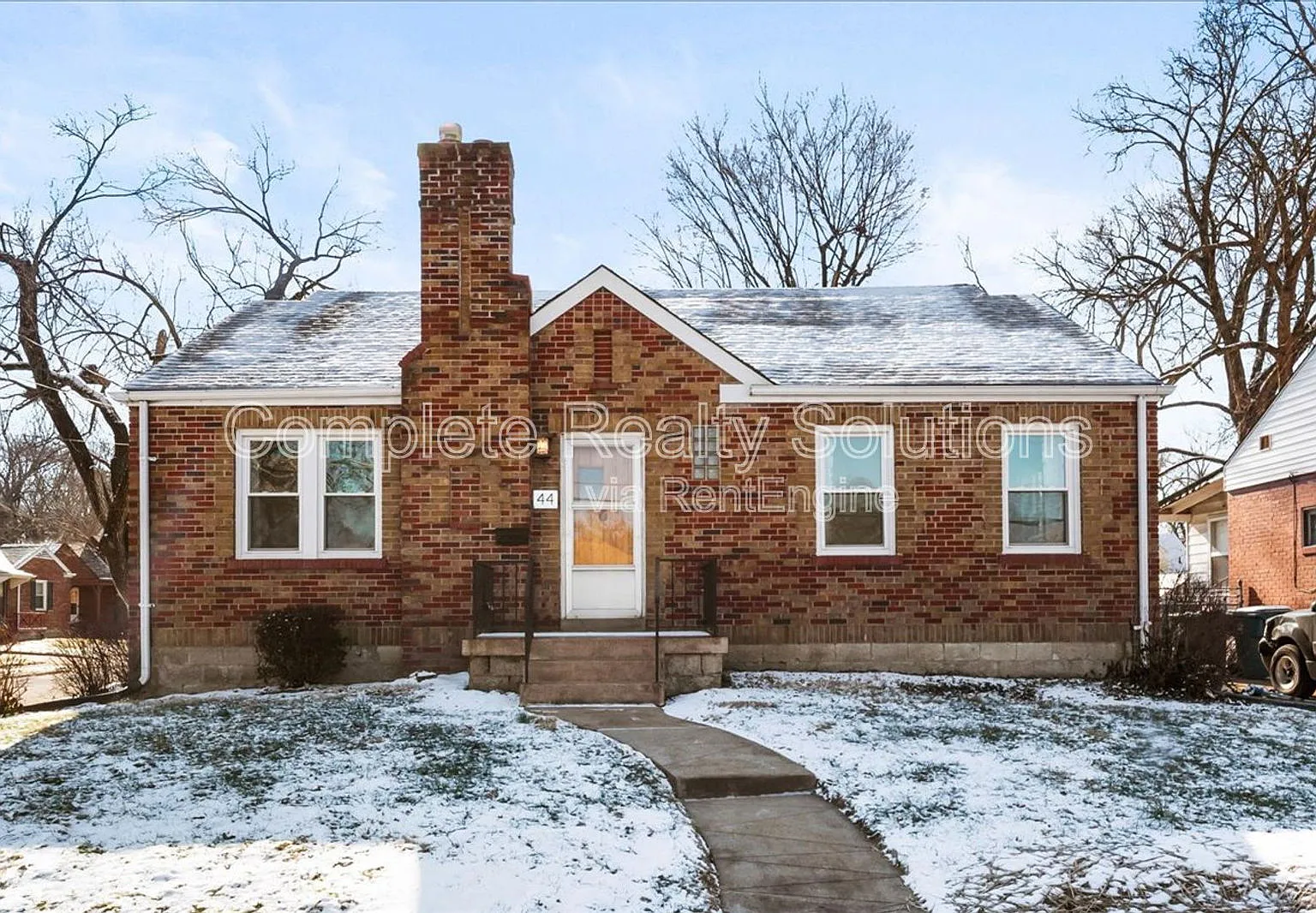 4 bed, 1.5 bath, 1663 sqft, $1,550 — Photo 1