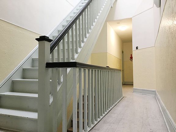 5th image of 3447 42nd St APT 3RR