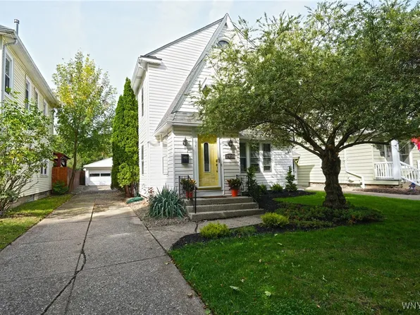 257 Hamilton Dr, Amherst, NY 14226