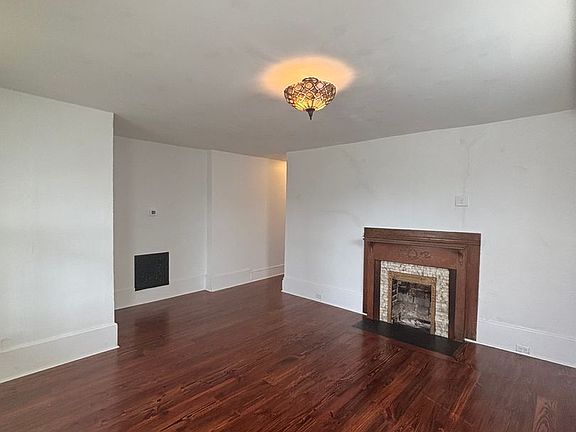 2nd image of 716 Morgan St