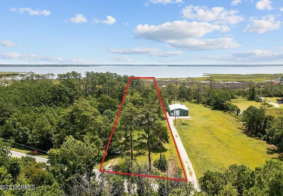 1st image of 2744 Highway 70 Beaufort Nc
