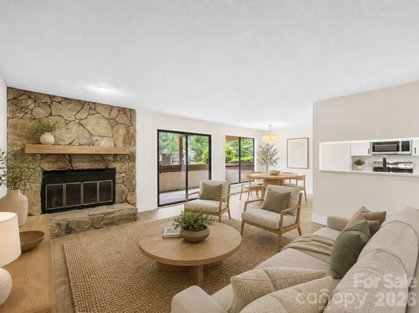 7204 Winery Ln, Charlotte, NC 28227