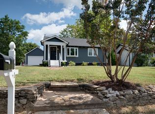 111 Lindsley Park Dr, Nashville, TN 37206