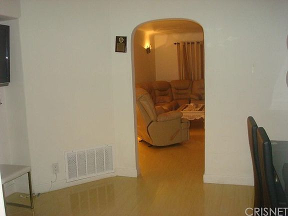 2nd image of 526 E Lomita Ave