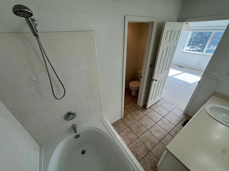 4505 S Auckland Ct — Photo 25