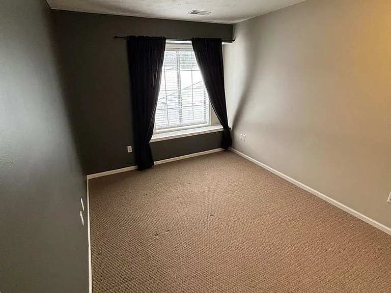 4601 Stauffer Ave SE — Photo 5