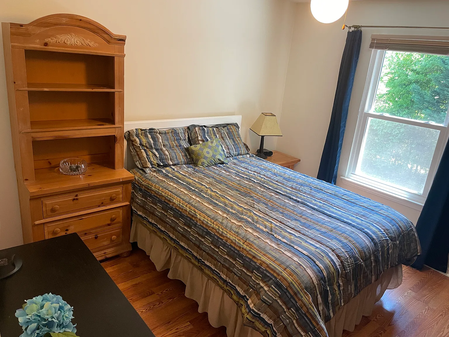 3 bed, 1422 sqft, $750 — Photo 1