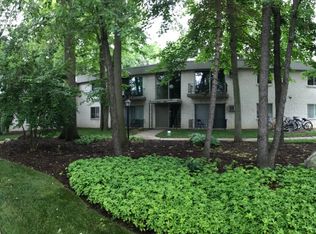 978 S Lincoln St, Kent, OH 44240