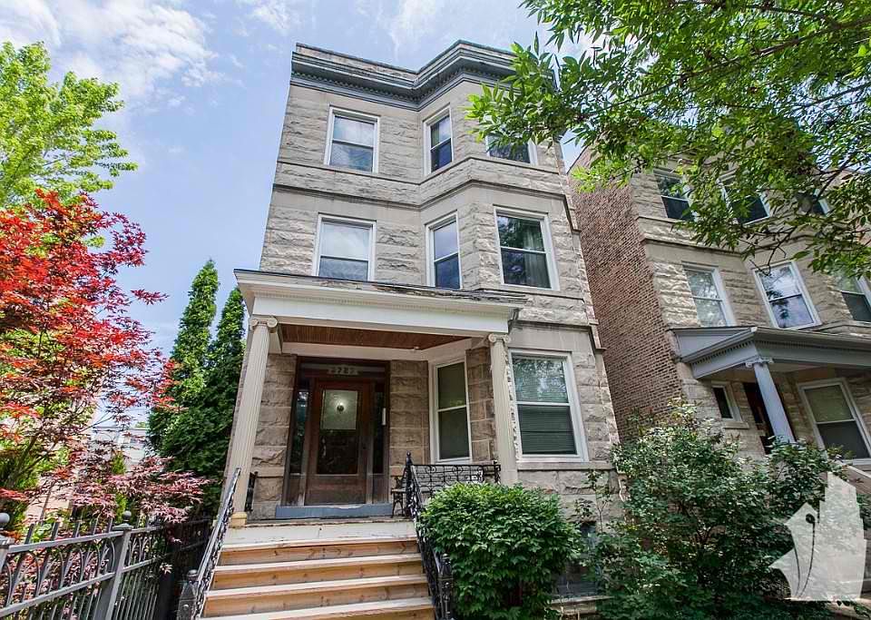 1st image of 3727 N Lakewood Ave #1C