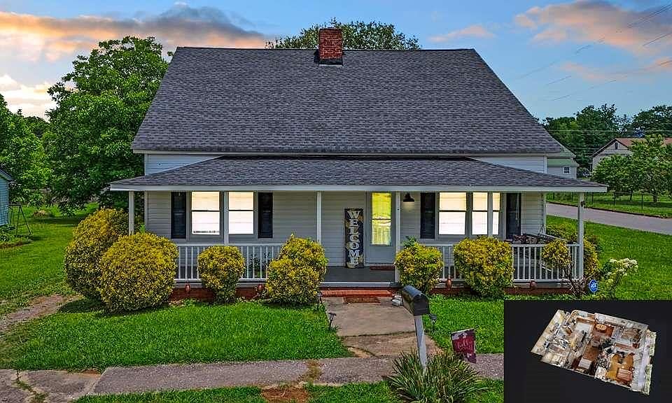 1st image of 15 Aragon Rd