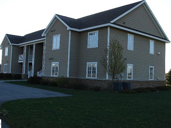 2nd image of 7743 Sara Ln