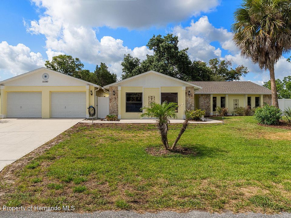1st image of 12380 Trout Cir
