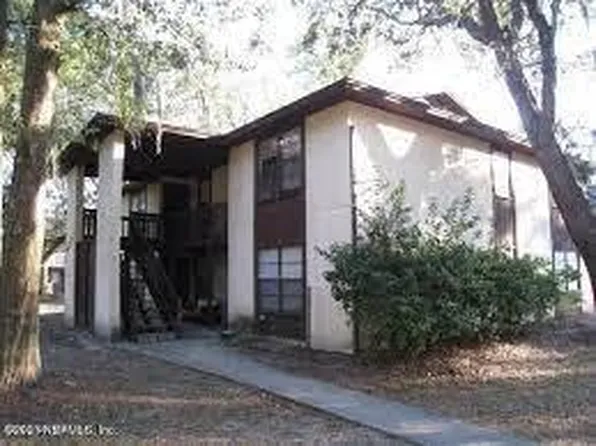 459 Lombard St #1B, Orange Park, FL 32073