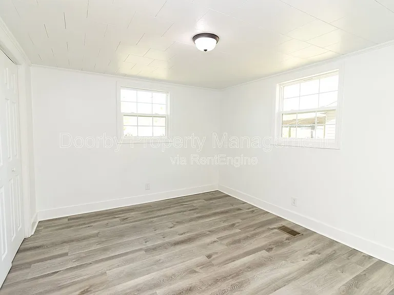 108 Suggs St — Photo 10
