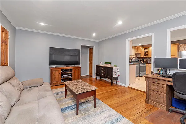 Sold by Douglas Elliman | media 3