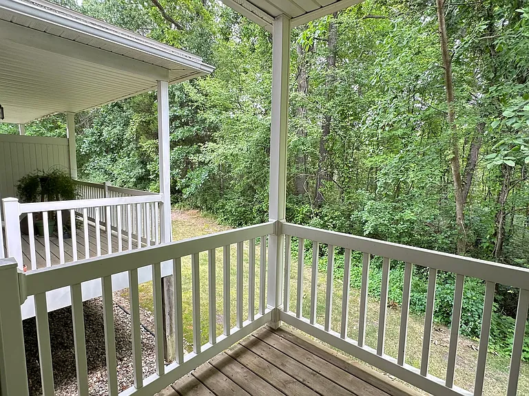 5555 Woodruff Shore Dr — Photo 22