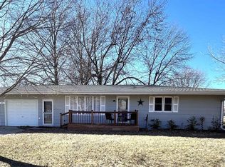 303 S Eaton Ave, Humeston, IA 50123