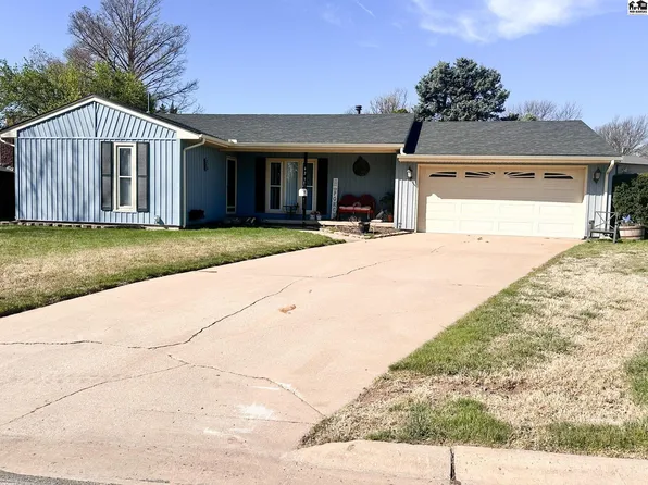 425 Parklane St, Pratt, KS 67124