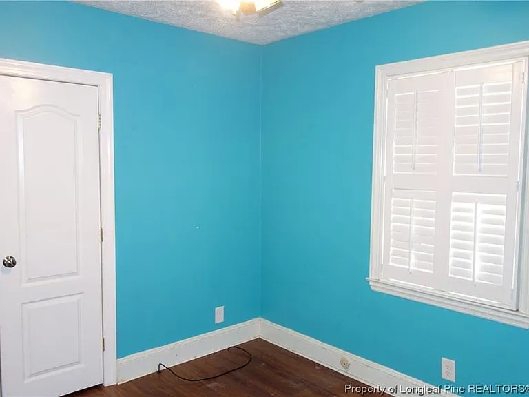 1607 N Cedar St — Photo 8